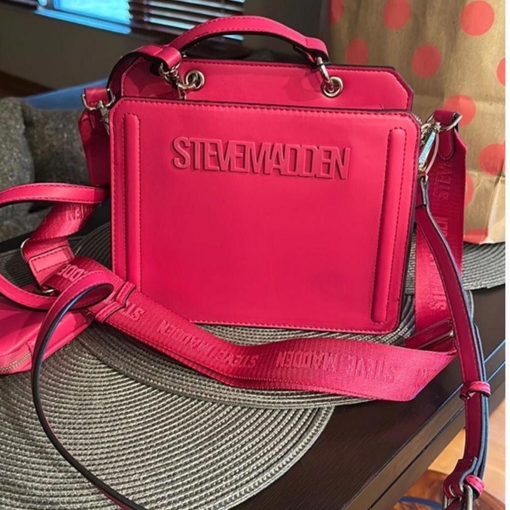 NEW (TikTok Viral ) Steve Madden Bevelyn Crossbody bag